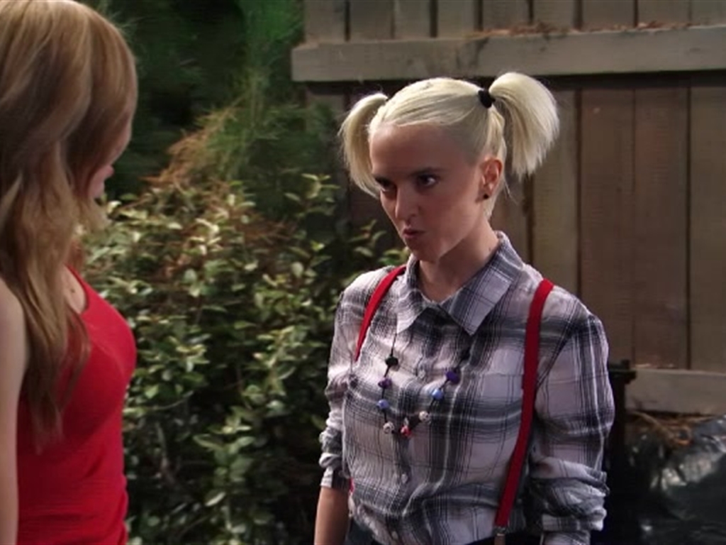 hazel from bunkd hazel from bunkd