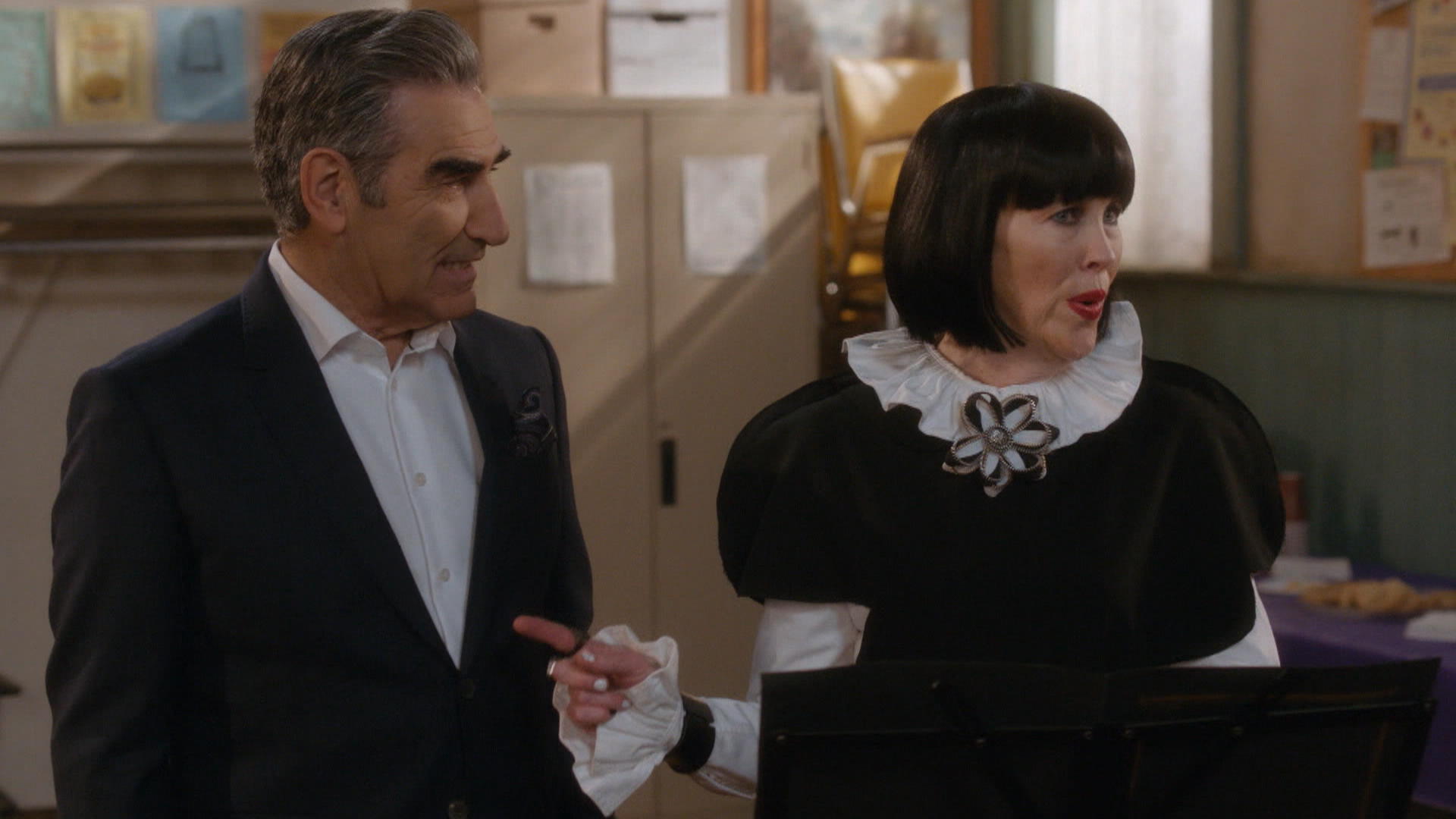 Bienvenue à Schitt's Creek Saison 6 Bienvenue à Schitt's Creek | Séries Plus